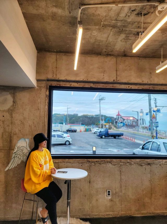 액자뷰 프레임에 담긴 오션뷰가 완벽한 기장카페🌊