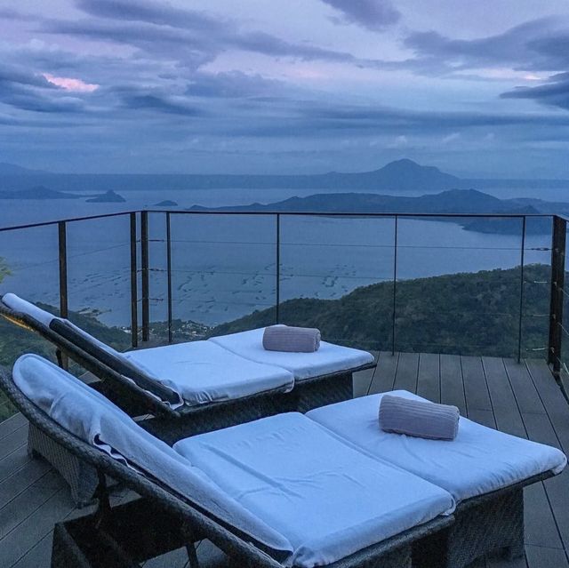 Overlooking Massage at Qi Wellness Living 