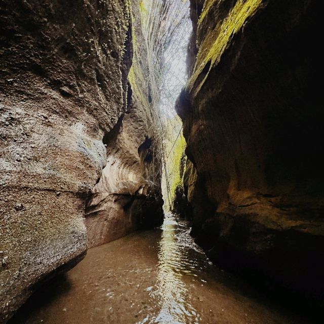 Krisik Waterfall, Bali