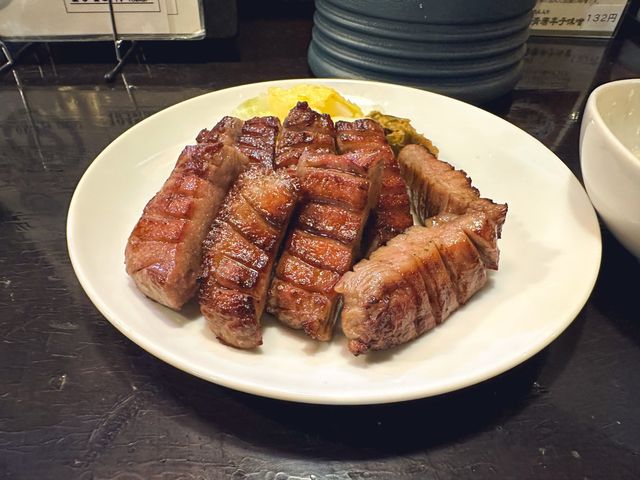 善治郎牛舌~最經典仙台必吃牛舌名店｜必吃仙台名物 薄厚牛舌自己選擇 超Q口感太好吃