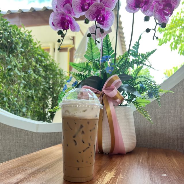 Kavarna cafe @เลียบคลองประปา ปากเกร็ด