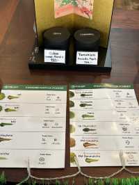 little leaf คาเฟ่มินิมอลตีมคริสต์มาส