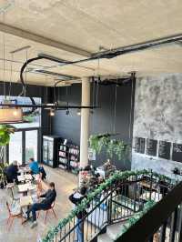 英國米爾頓凱恩斯超寫意河邊咖啡店-Canal St. Coffee