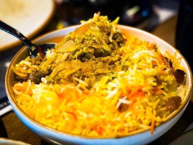 Regional Indian Cuisine in é Modern -Khan's 