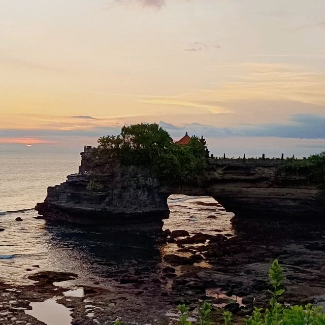 Most Famous Temple On Bali: Tanah Lot