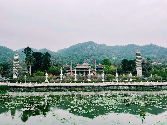 A Day in Nanputuo Temple@Xiamen, China