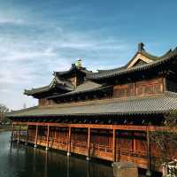 到杭州旅游 一看西湖，二看灵隐