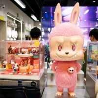 พามาเล่น Art Toy