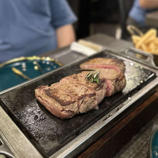 人氣石燒牛扒．最便宜$98就可以吃到