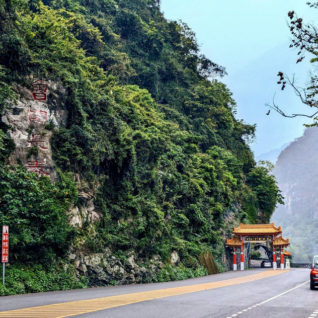 🌿 Exploring the wonders of Taroko National Park! 🏞️ 