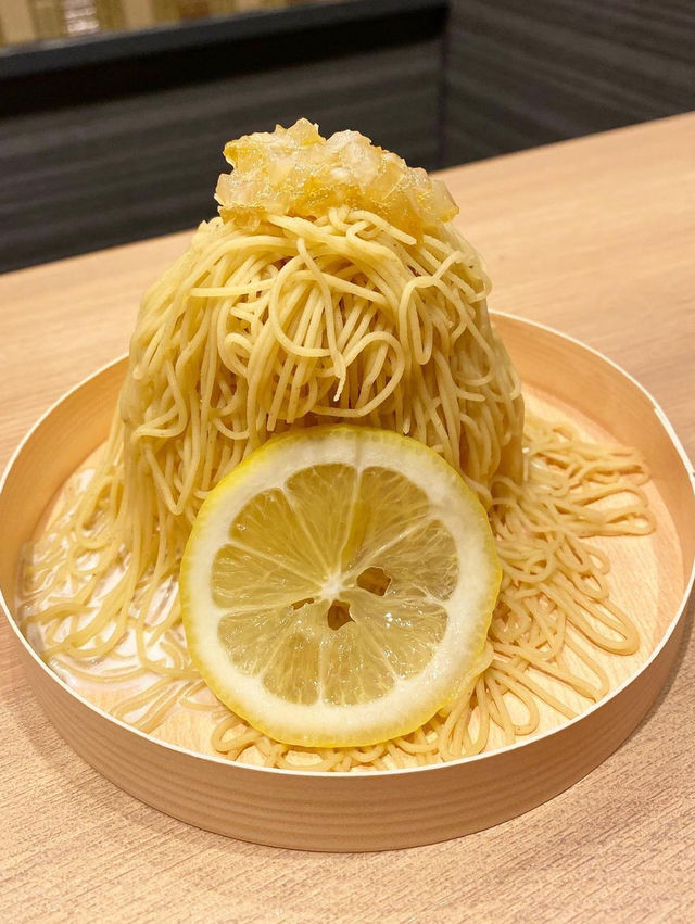 【福岡カフェ】手搾り！8席のみの小さなモンブラン専門店