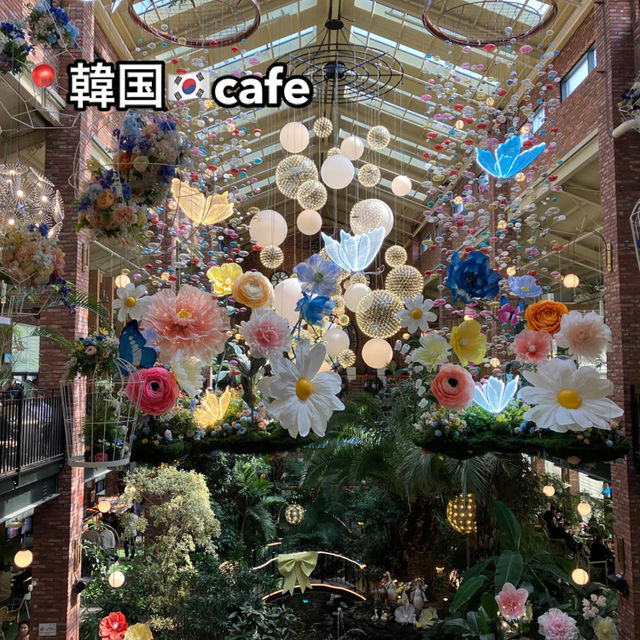 韓国🇰🇷の夢の国カフェ💐🌿