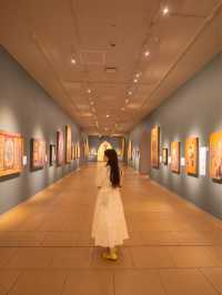 世界の名画が勢ぞろい！迫力のアート空間🖼️✨