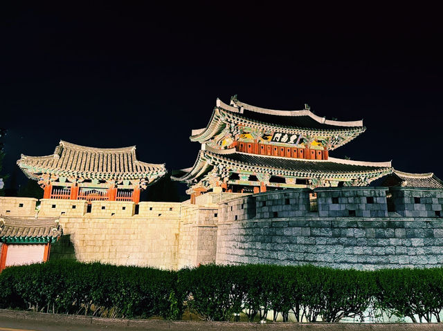 Pungnammun Gate 풍남문