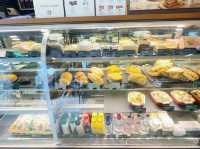 臺中西屯 店員十分親切的一間咖啡館 STARBUCKS 星巴克 (朝富門市)
