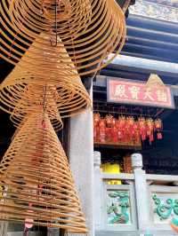 原來香港寺廟都有月老「青山禪院」