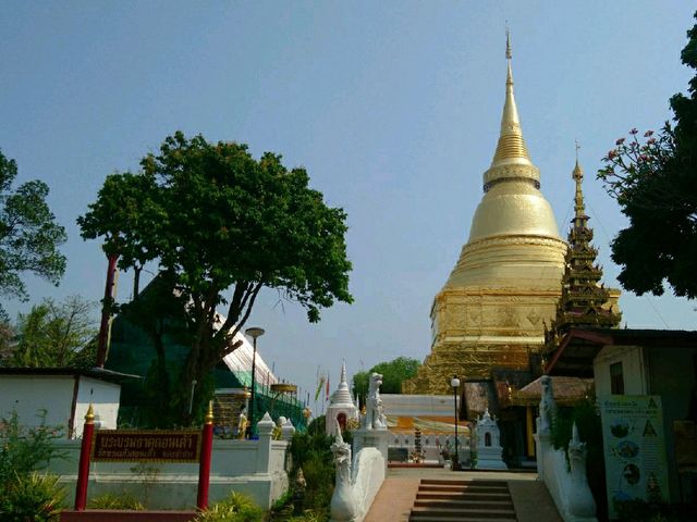 ตำนานพระแก้วมรกต วัดพระแก้วดอนเต้าสุชาดาราม