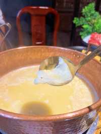 【餐廳湯底好飲，招牌花膠雞湯鍋】