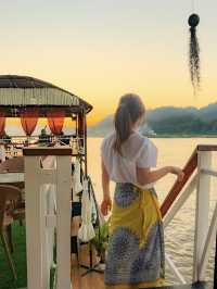【🇱🇦ラオス】ルアンパバーンで絶対にやりたい事❣️メコン川サンセットクルーズ🚢🌍😎