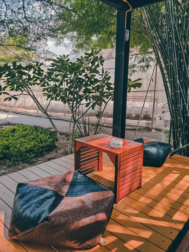 คาเฟ่ธรรมชาติ นั่งสบาย@ราชบุรี
