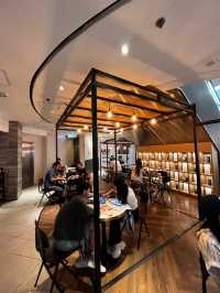 🌧️ 又落雨？呢間商場內嘅cafe啱晒！😋