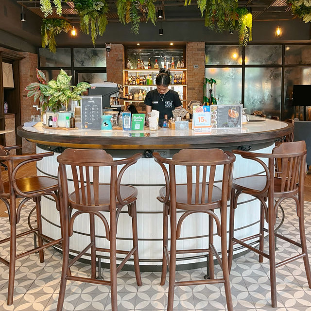 🛋️ มาพักผ่อนที่ปทุมธานี ฟีลเหมือนพัทยา