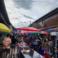 ถนนคนเดินตรอกโรงยา บ้านสะแกกรัง 