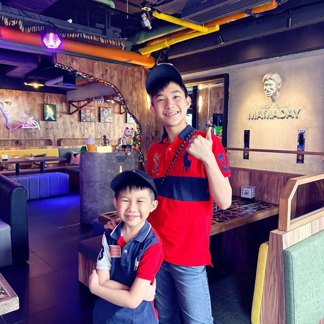 銅鑼灣玩味酒吧餐廳