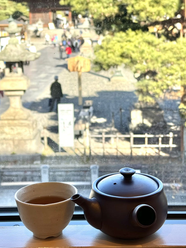 【長野(長野市)】善光寺を眺めながらゆっくりできる抹茶カフェ