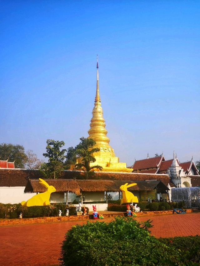 เที่ยวพระธาตุที่น่านไง