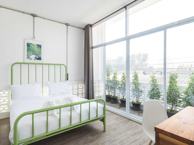Memmoth Cafe & Hostel InLampang