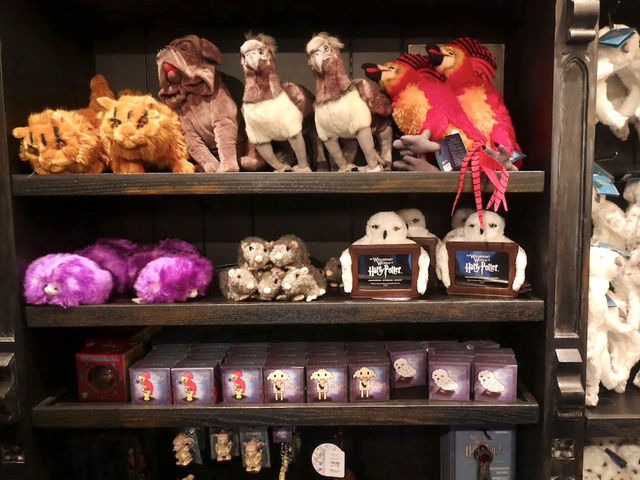 Filchs Emporium ร้านขายของโซนแฮร์รี่ พอตเตอร์