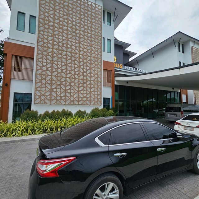 โรงแรมอยุธยา ถูกและดีมาก