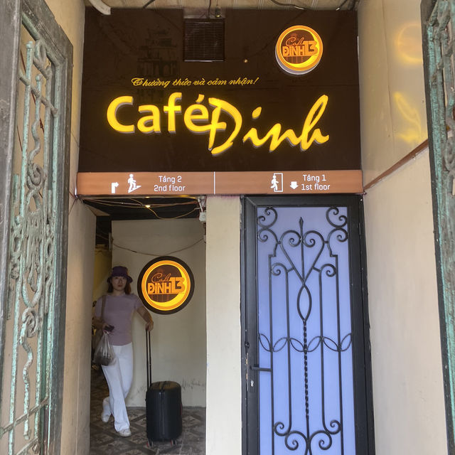 Cafe Dinh คาเฟ่ชื่อดังกาแฟไข่ดี 