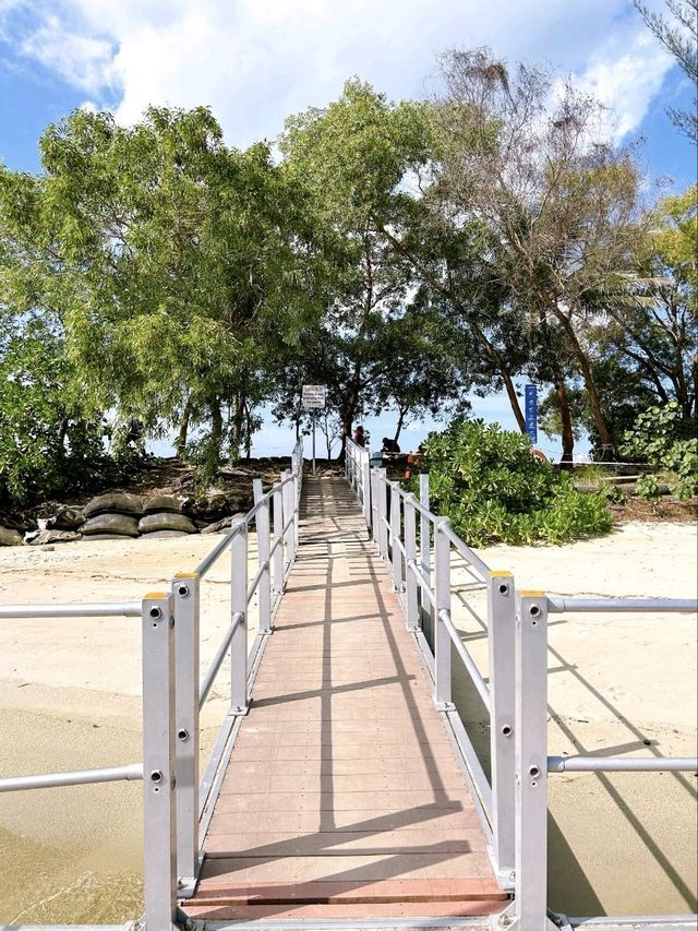 Exploring Siloso Beach Sentosa 