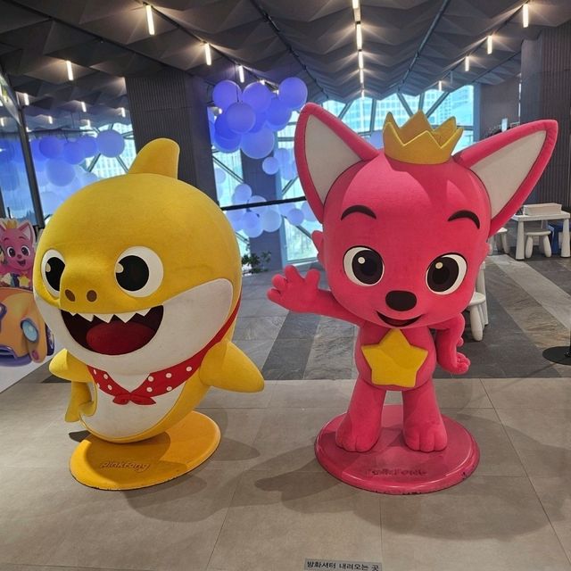 핑크퐁 팝업스토어