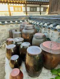 Discovering traditional hanok village with no crowds around 