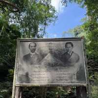 น้ำตกพลิ้ว อนุสรณ์สถานแห่งความรัก