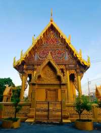 วัดพระปรางค์มุนี จังหวัดสิงห์บุรี
