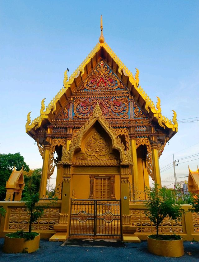 วัดพระปรางค์มุนี จังหวัดสิงห์บุรี