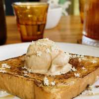 Cozy Brunch Spot: Jackfruit Bali