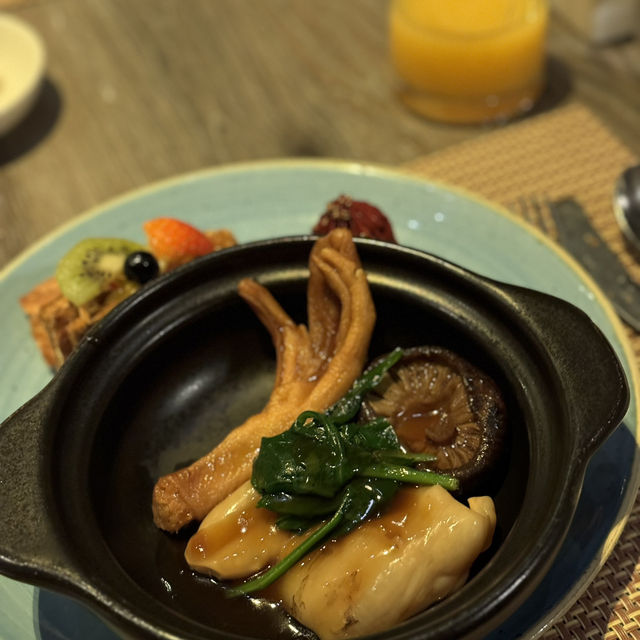 W hotel的自助餐很不錯