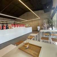 EP.1 Coffee & Roastery
