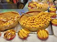 พามาส่อง Food Court บนถนนหนานจิง