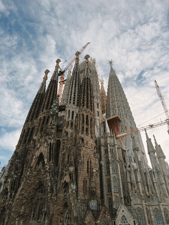 Barcelona in a Blink - Unmissable Stunning Sights