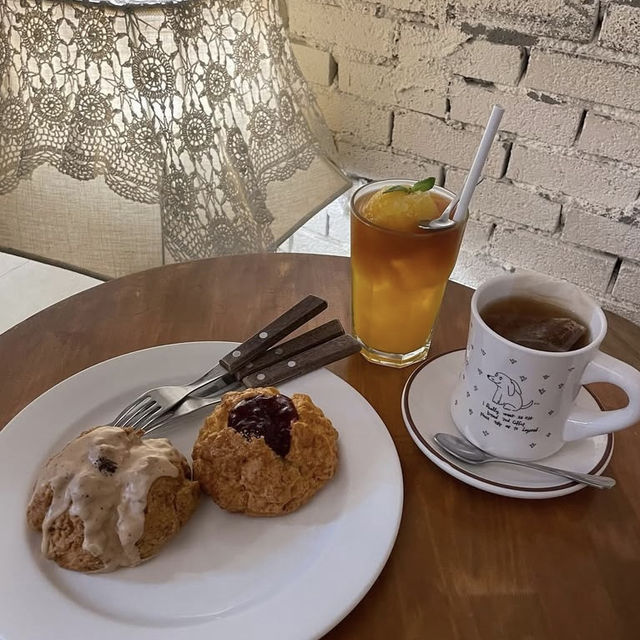 韓国🇰🇷スコーンが美味しいと話題の大人気カフェ