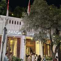 A catchy nightlife at Braga Street 🌙 