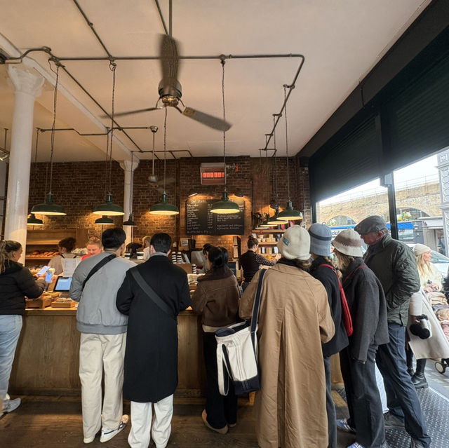 플랫화이트 런던 몬머스커피 (Monmouth Coffee) ☕️ 