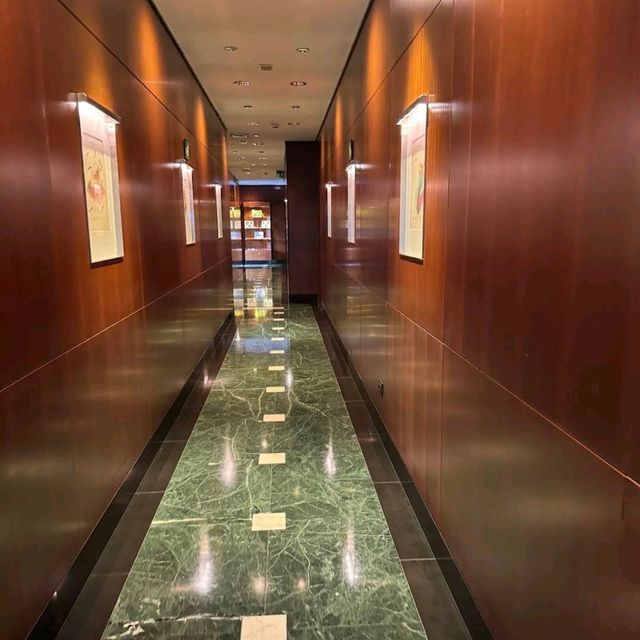 Hotel Principe di Savoia, Milan
