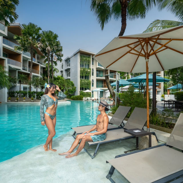 ที่พักภูเก็ตใกล้หาดในหาน สระรอบตัวโรงแรม 🏝️